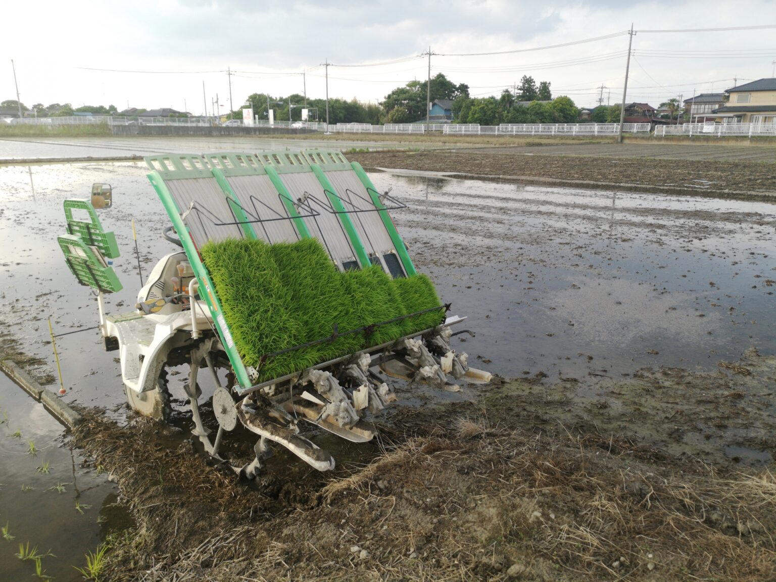 これを選べばまちがいなし!!主要メーカーのおすすめ田植機を紹介します - ノウキナビブログ|農機情報をお届け中!