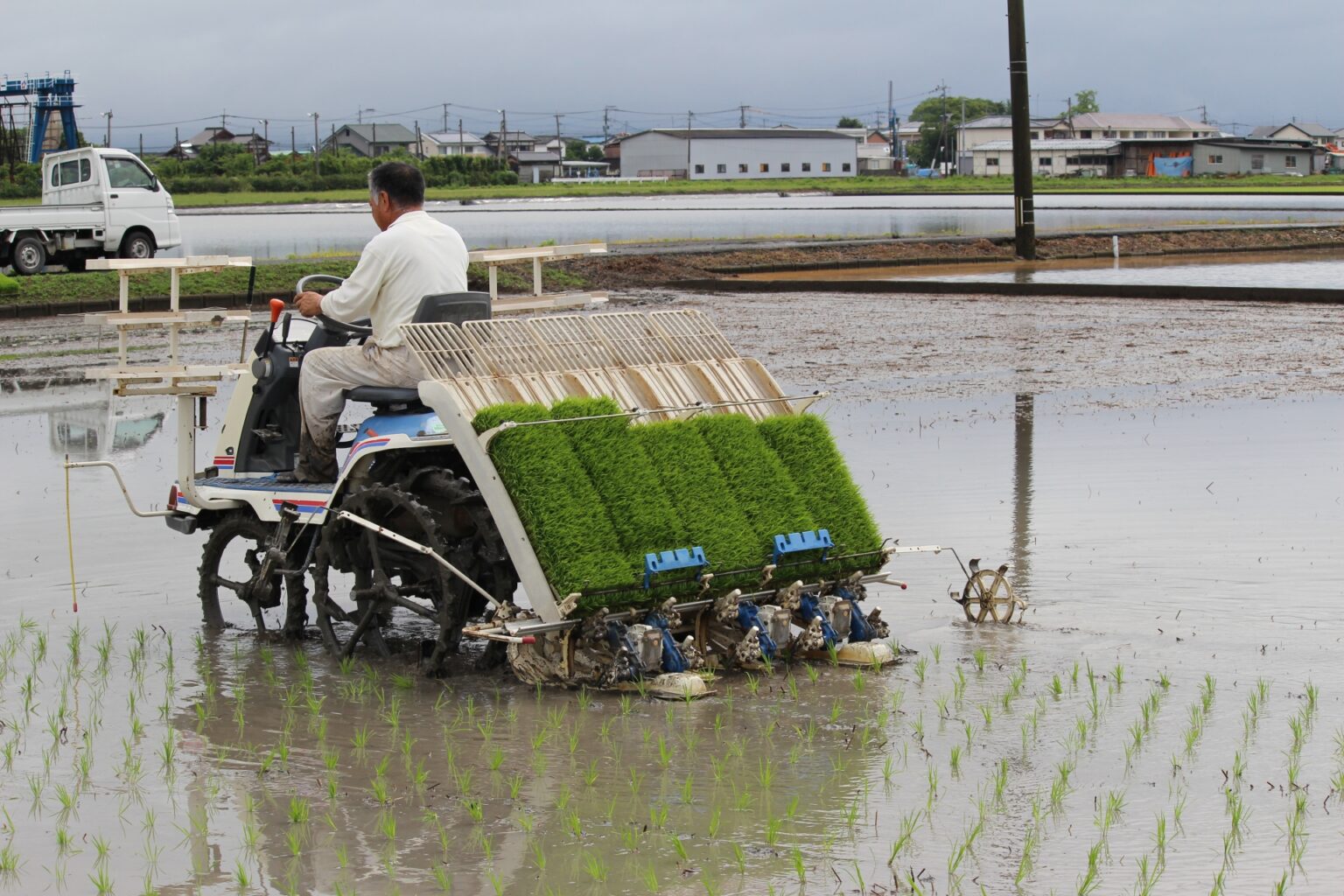 田植え機|イセキさなえPRシリーズvsクボタNAVIWELシリーズ徹底比較! - ノウキナビブログ|農機情報をお届け中!