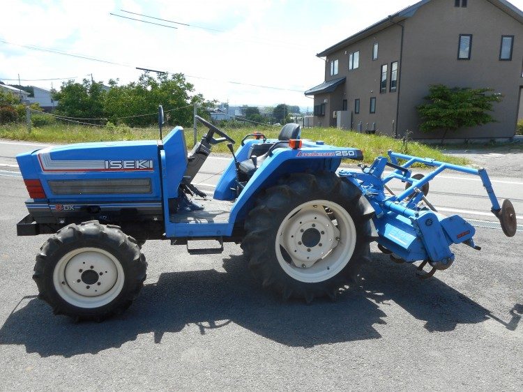 イセキ 中古トラクター TA250Fの商品画像2