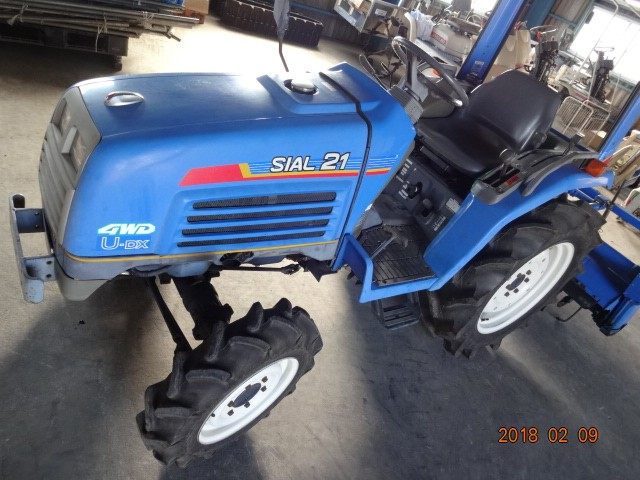 イセキ 中古トラクター TF21F-UKWXの商品画像1