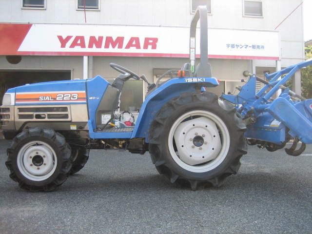 イセキ 中古トラクター TF223F(22馬力）の詳細｜農機具通販