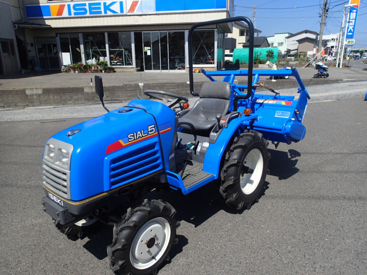 イセキ 中古トラクター TF5の商品画像1