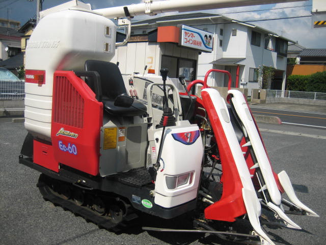 ヤンマー 中古コンバイン Ee-60G JWLS（14馬力）の商品画像3