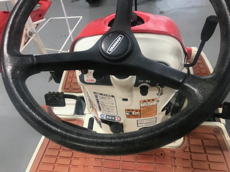 ヤンマー 中古田植機 PE4の商品画像8