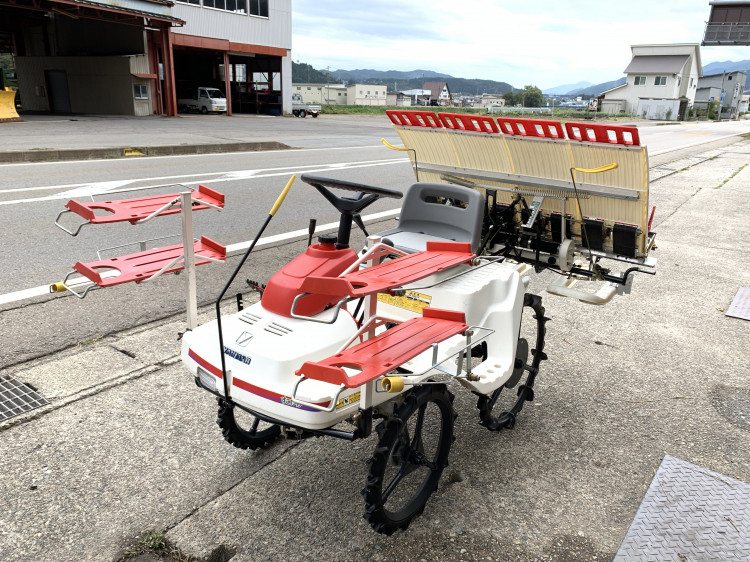 ヤンマー 中古田植機 Pe-1の商品画像1