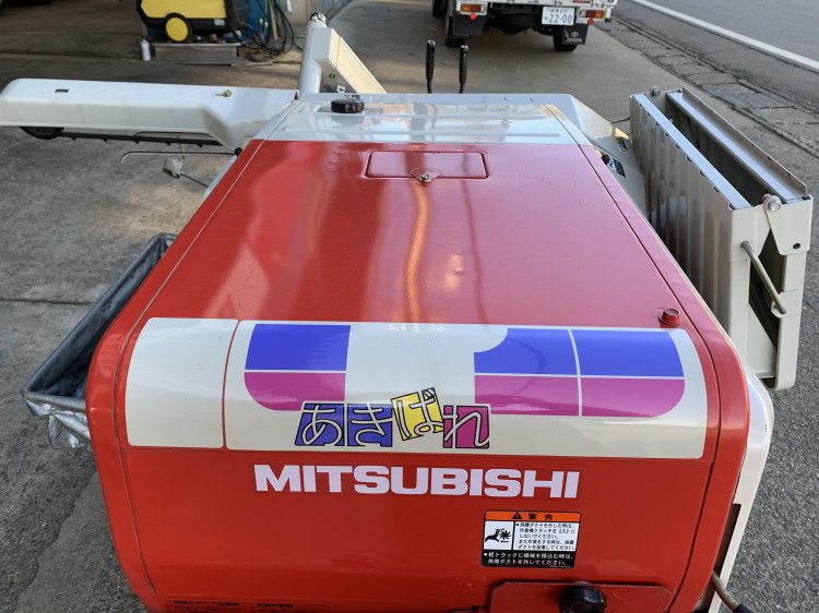 三菱 中古ハーベスター MH61の商品画像9