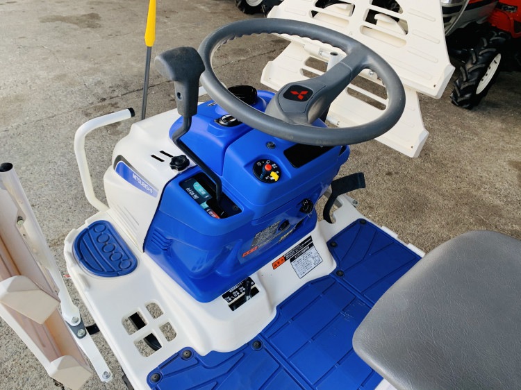 三菱 中古田植機 LE4の商品画像6