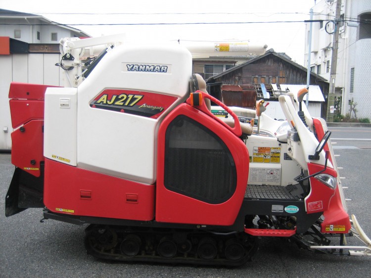 ヤンマー 中古コンバイン AJ 217 MHLの詳細｜農機具通販ノウキナビ