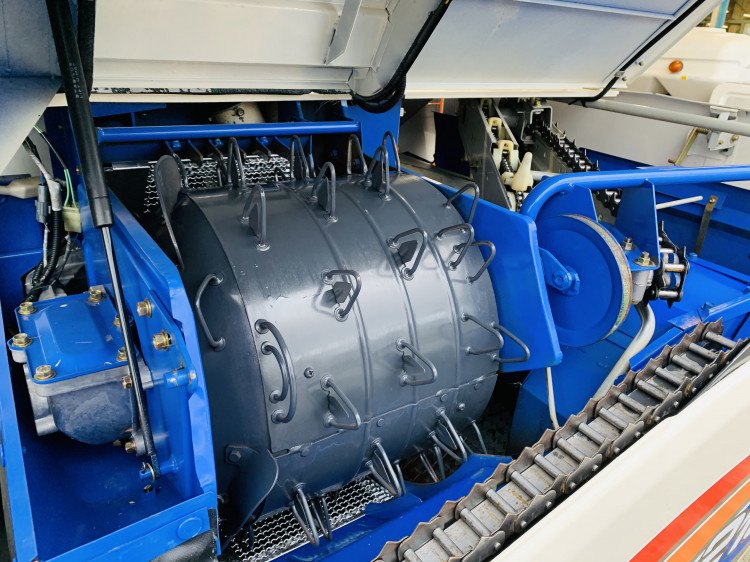 イセキ 中古コンバイン HVB215Gの商品画像6