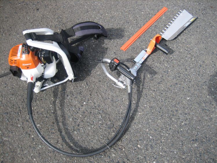 共立 中古草刈機 RMEHT2320の商品画像1