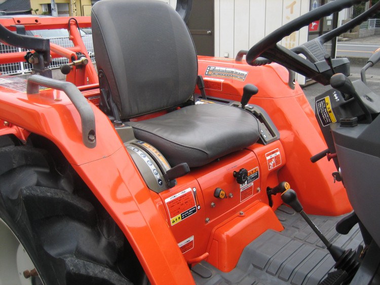 クボタ 中古トラクター GL261 27馬力の詳細｜農機具通販ノウキナビ