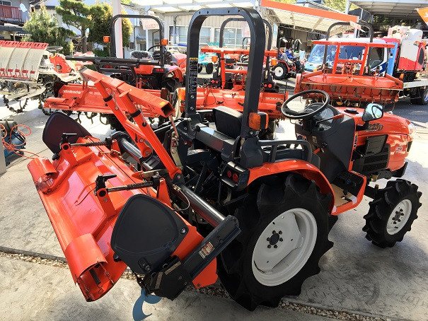 クボタ 中古トラクター B225DMAの商品画像4