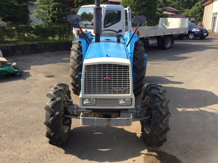□ 三菱トラクターMT11601D完動品 □