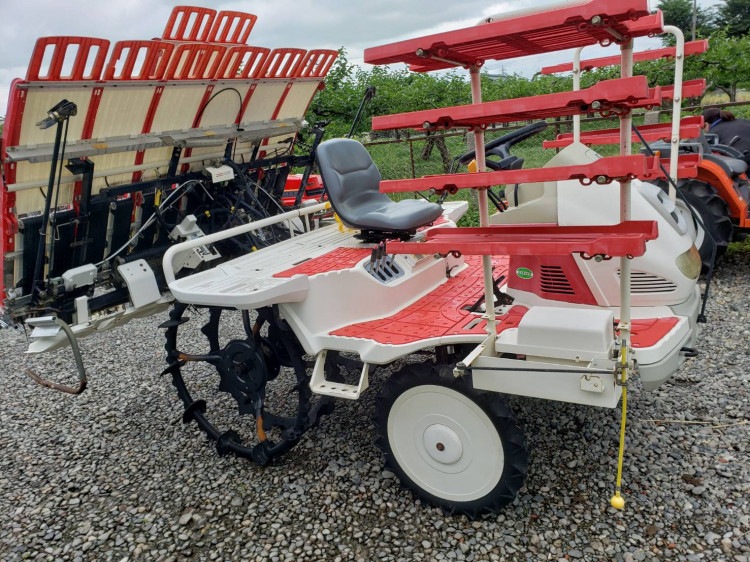 ヤンマー 中古田植機 ＶＰ－８ＰＷＵの商品画像3