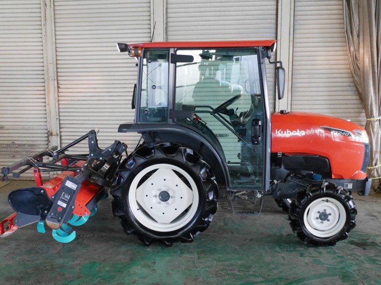 クボタ 中古トラクター FT240の商品画像3