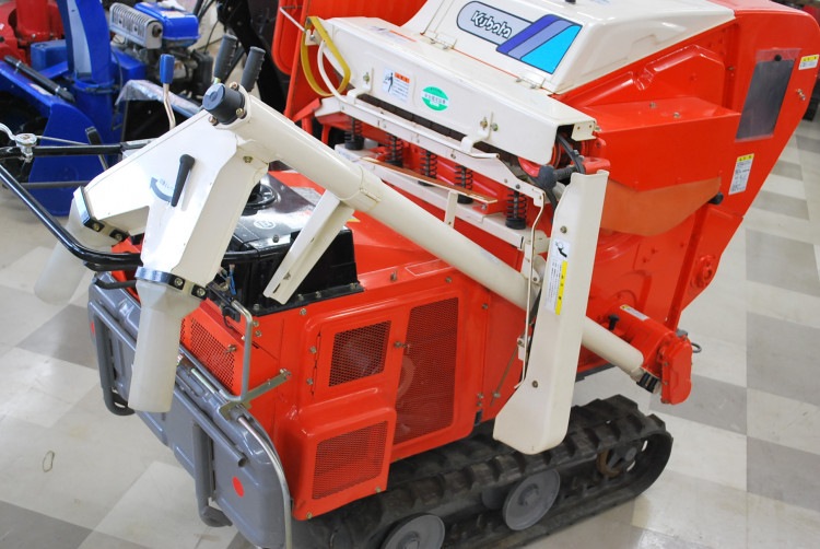 セブンイレブン 冬ギフト カタログ クボタ 中古ハーベスター HS-6の詳細｜農機具通販ノウキナビ その他