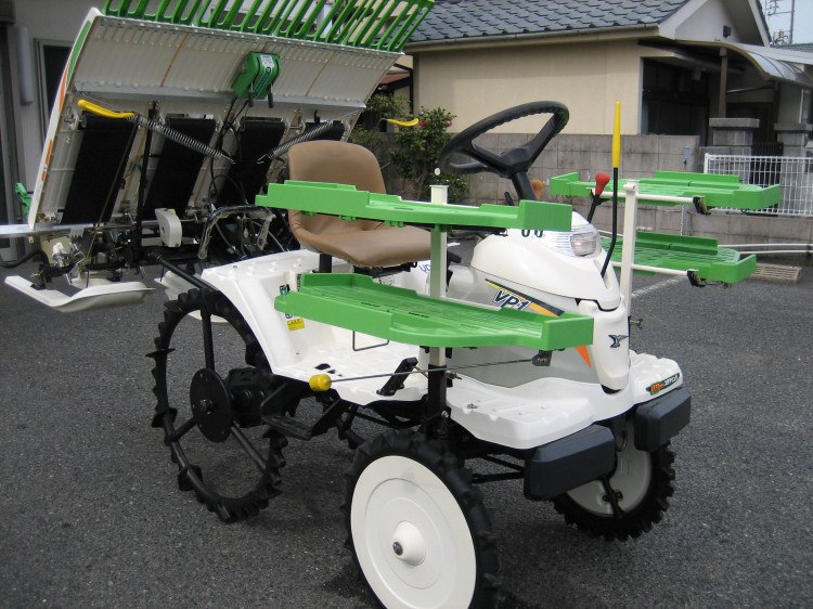 sold out】ヤンマ 田植機 4条植 すこやか VP1 4.9馬力 パワステ