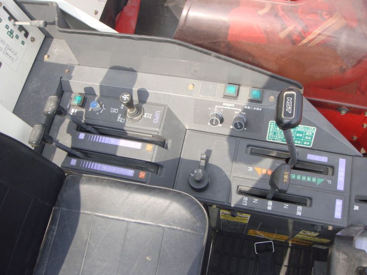ヤンマー 中古コンバイン CA250の商品画像10