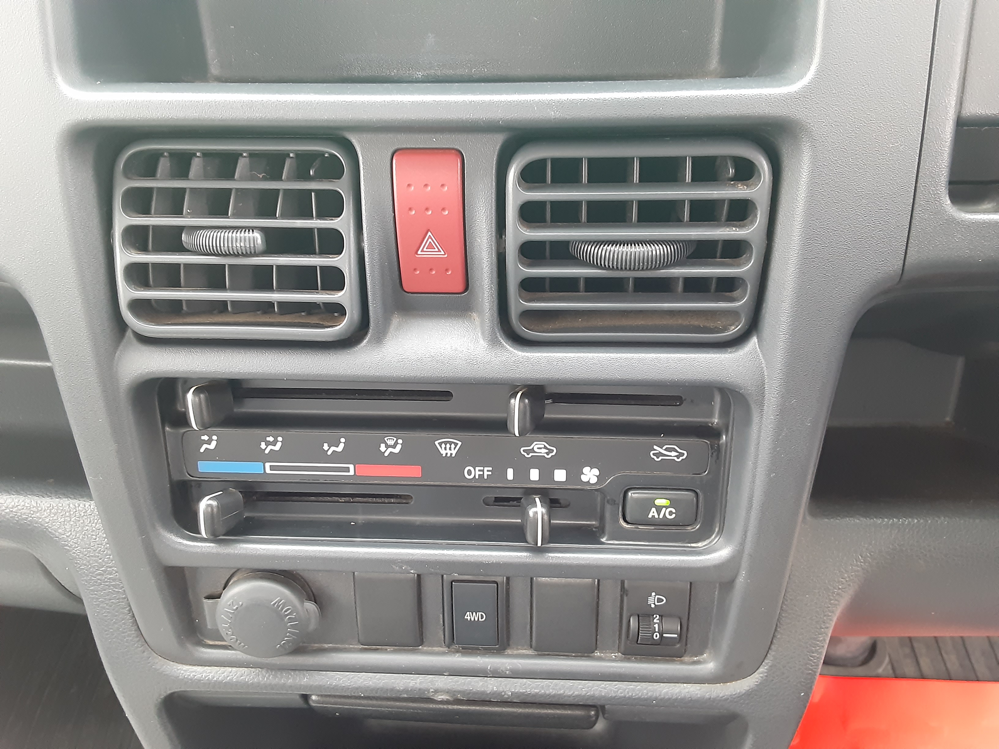 スズキ 中古車 キャリイトラックの商品画像5