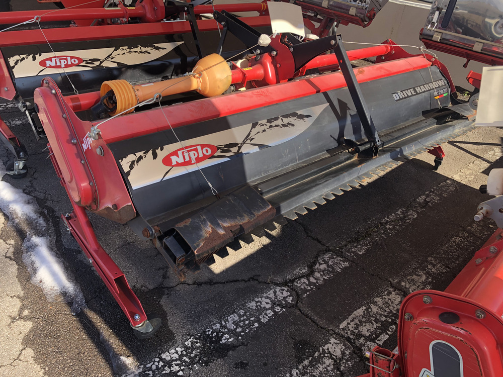 ニプロ 中古その他 1943 ニプロ ドライブハロー HC2030: 機体寸法2170ｍｍ×1070ｍｍ×1108ｍｍ 機体質量:195kgの商品画像2