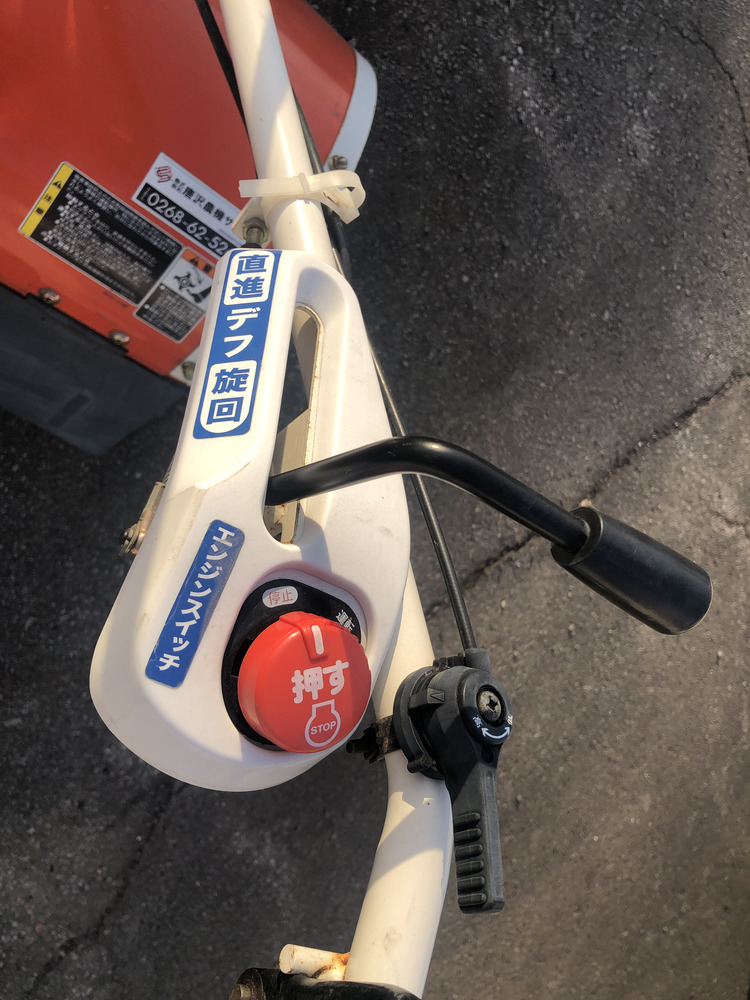 クボタ 中古管理機 クボタ 管理機 TR600 機体寸法:1430ｍｍ×620ｍｍ×1050ｍｍ 燃料/タンク容量自動車用無鉛ガソリン/2.0L 変速段数:前進2・後進1の商品画像6