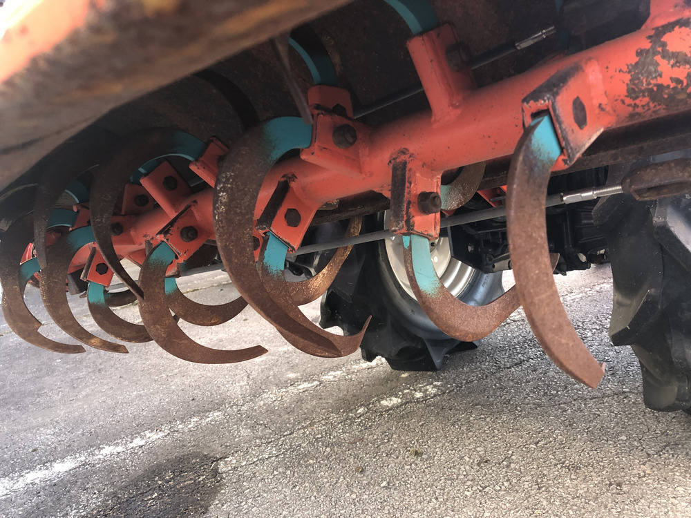 クボタ 中古トラクター 【地域限定自宅配送】クボタ トラクター JB14 機体寸法:2020×960×1810(mm) 出力10.7ps 使用燃料/容量:ディーゼル軽油/14Lの商品画像6