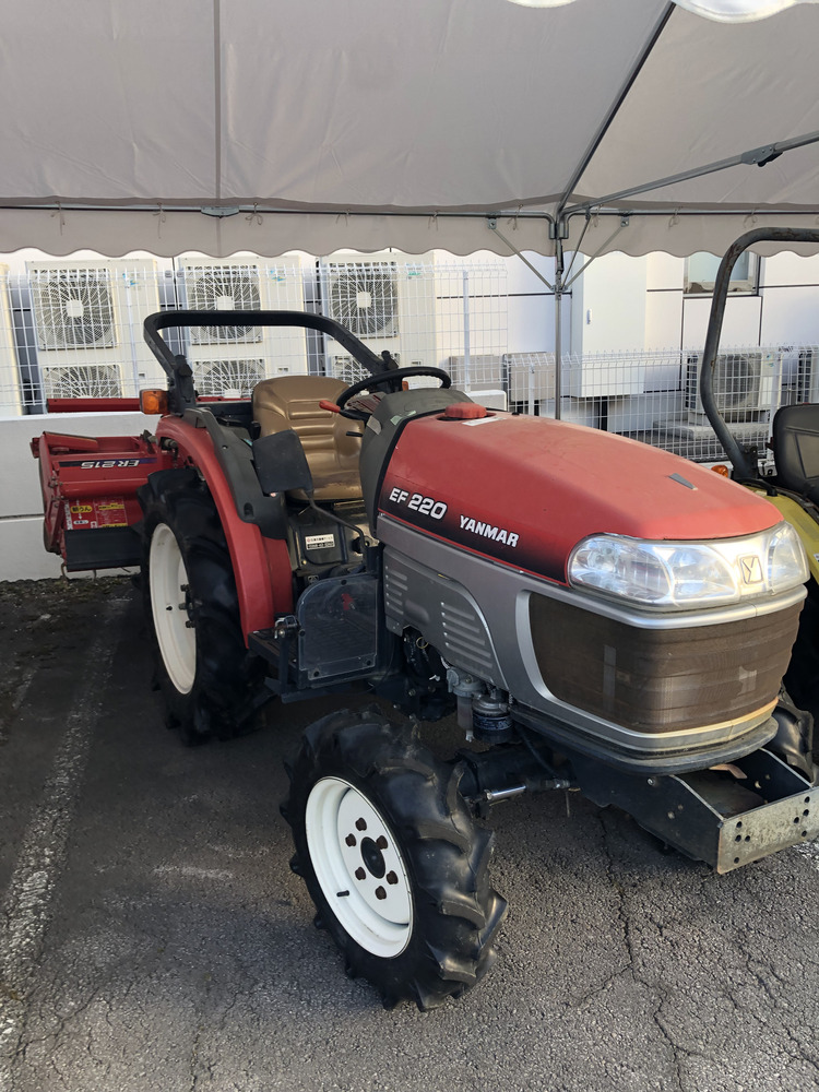 ヤンマー 中古トラクター 【地域限定自宅配送】ヤンマー トラクター EF220 機体寸法:2820×1120×1900(mm) 出力20ps 使用燃料/容量:ディーゼル軽油/28L