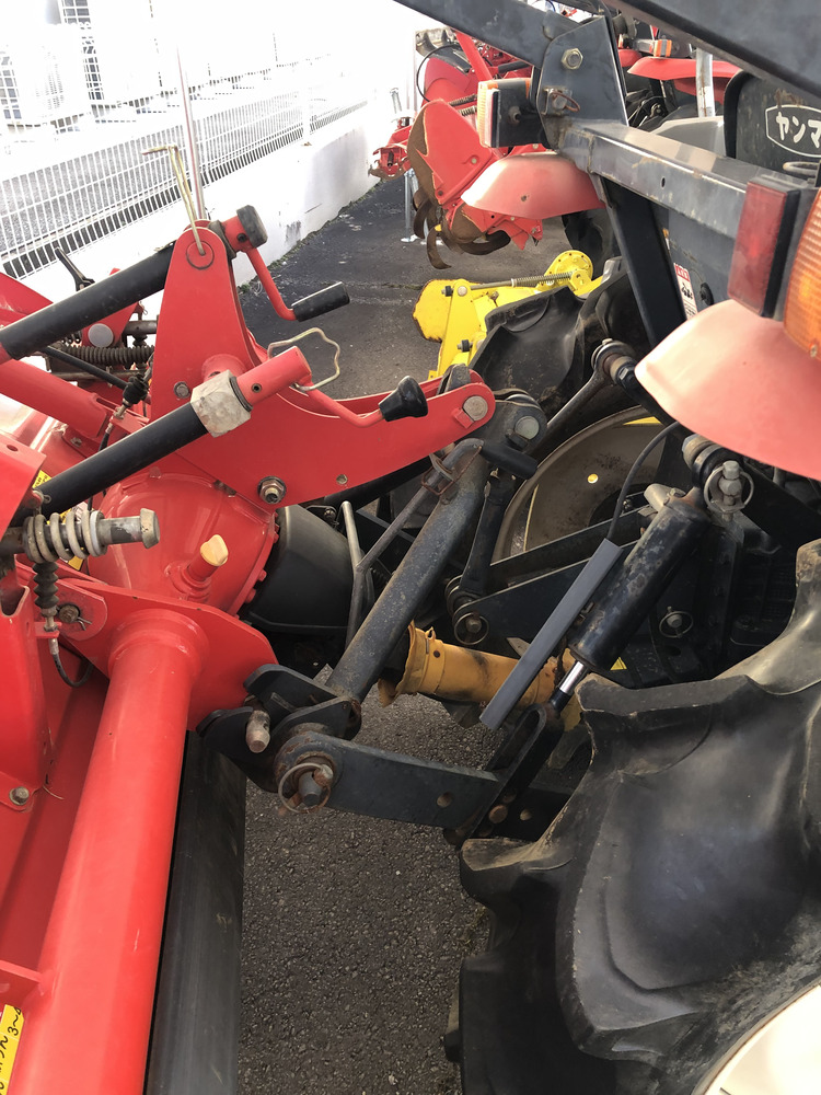 ヤンマー 中古トラクター 【地域限定自宅配送】ヤンマー トラクター EF220 機体寸法:2820×1120×1900(mm) 出力20ps 使用燃料/容量:ディーゼル軽油/28Lの商品画像6