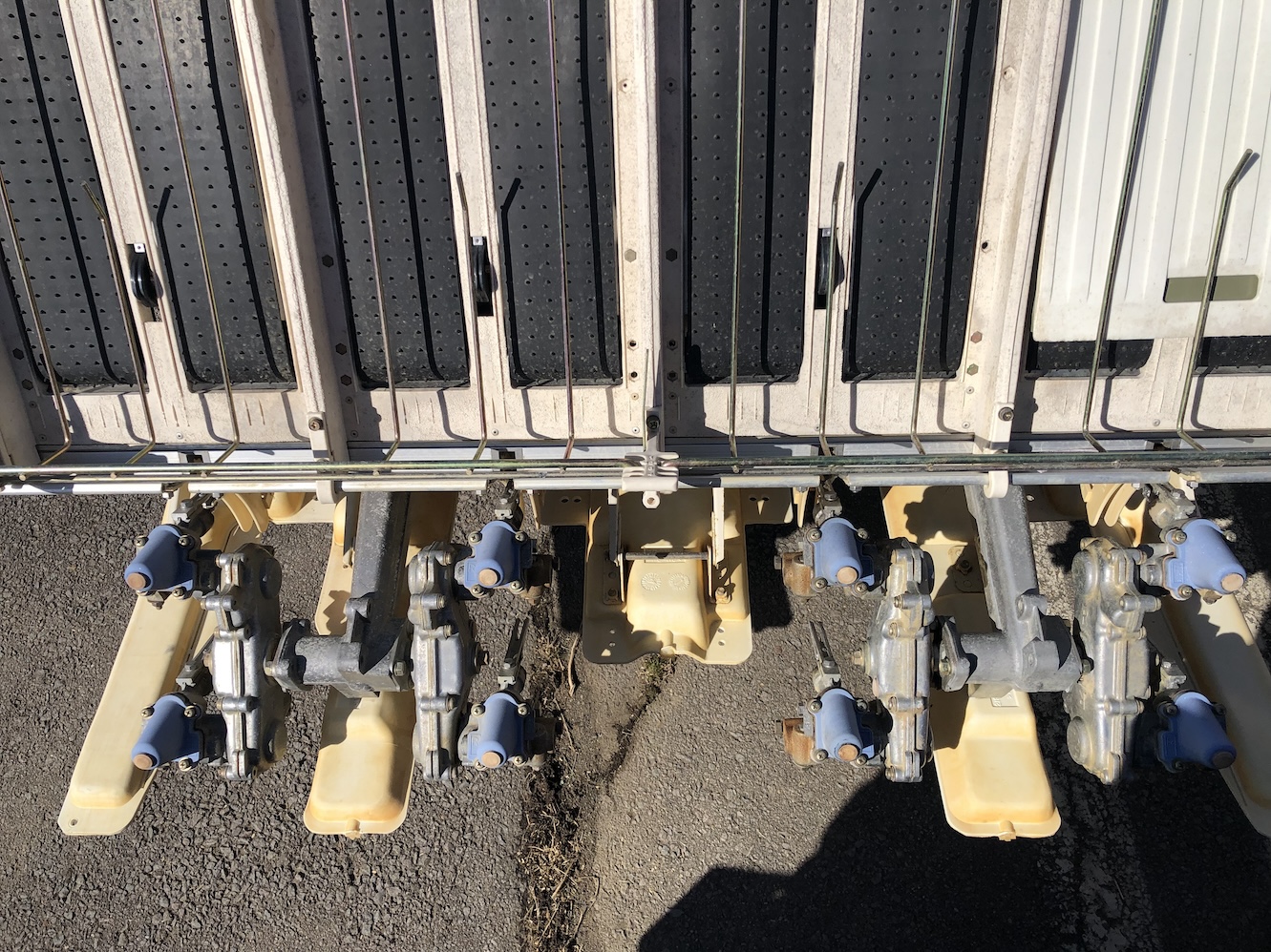 イセキ 中古田植機 【整備待ち】イセキ 乗用田植機 PQ4-UD 2469の商品画像5