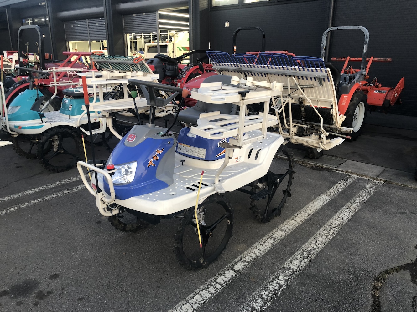 イセキ 中古田植機 【整備待ち】イセキ 乗用田植機 PQZ43 old-2444