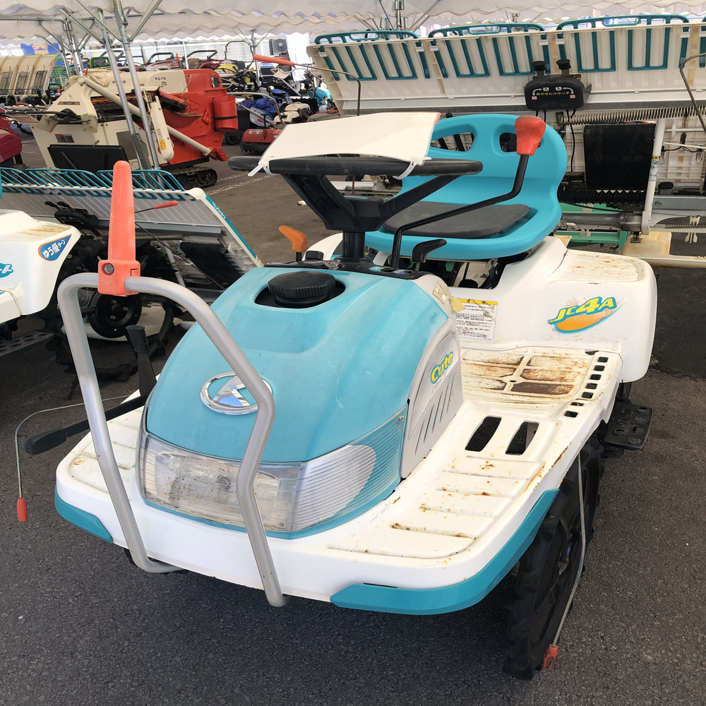 クボタ 中古田植機 クボタ 乗用田植機 JC4A 機体寸法:2240×1600×1340mm 出力3.5ps 燃料/容量:無鉛ガソリン/4.2L