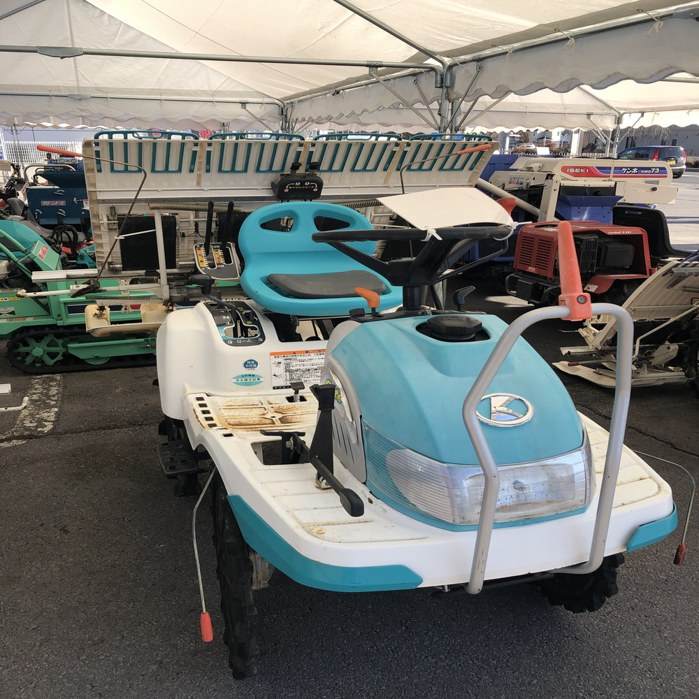 クボタ 中古田植機 クボタ 乗用田植機 JC4A 機体寸法:2240×1600×1340mm 出力3.5ps 燃料/容量:無鉛ガソリン/4.2Lの商品画像2