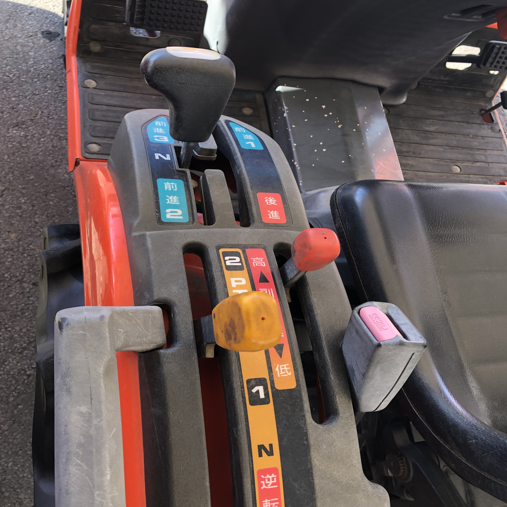 クボタ 中古トラクター クボタ トラクター GB110 機体寸法:1920×1040×1710 出力10.5PS 使用燃料/容量:ディーゼル/13Lの商品画像4