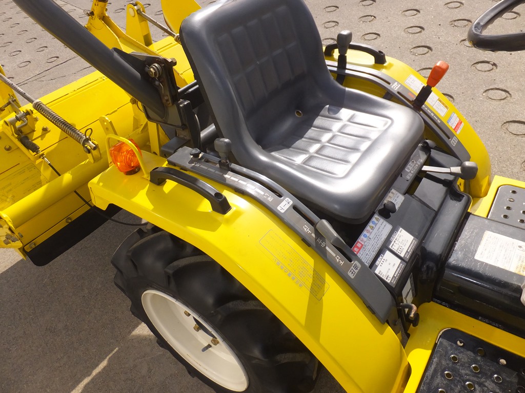 イセキ 中古トラクター TC13-YNの商品画像6