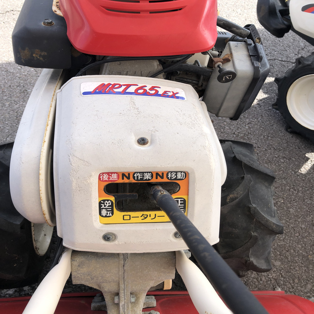 ヤンマー 中古管理機 ヤンマー 管理機 MRT65EX 機体寸法:1410×575×1050(mm) 出力6.2ps 使用燃料/容量:無鉛ガソリン/2.4Lの商品画像5