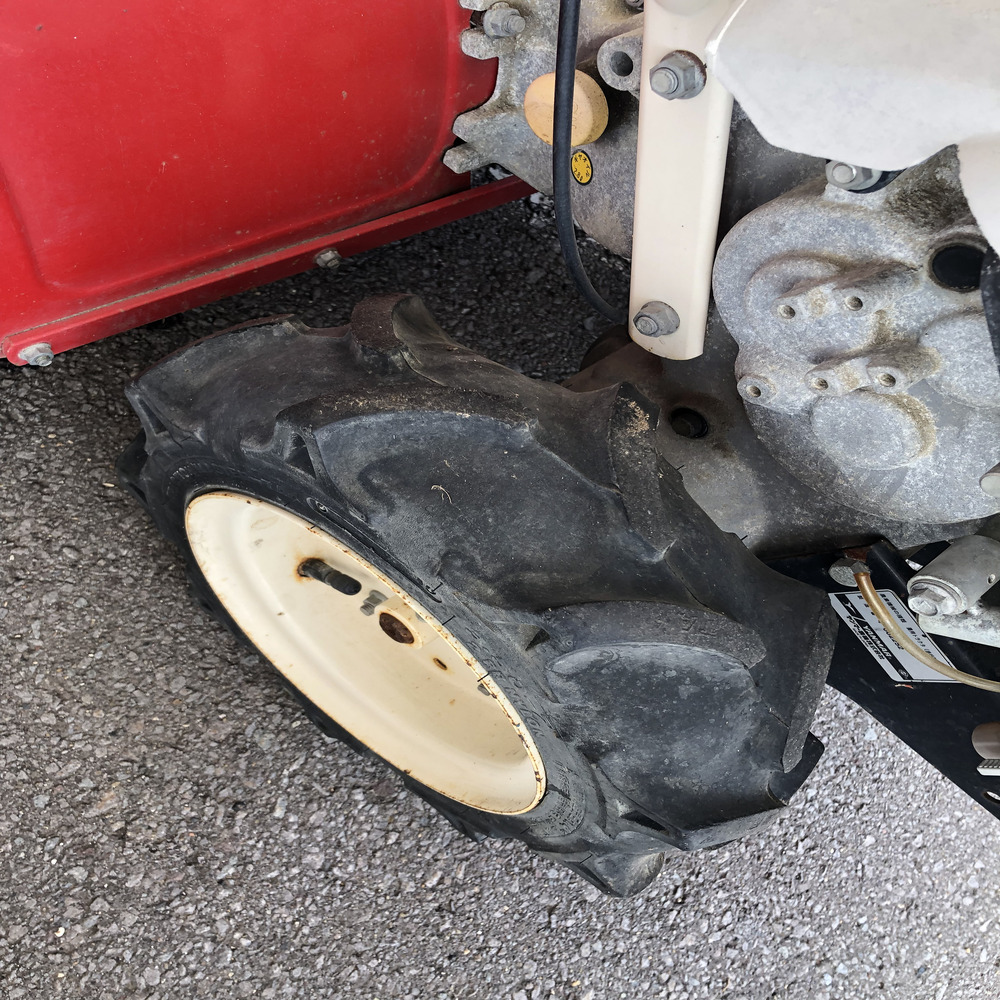 ヤンマー 中古管理機 ヤンマー 管理機 MRT65EX 機体寸法:1410×575×1050(mm) 出力6.2ps 使用燃料/容量:無鉛ガソリン/2.4Lの商品画像8