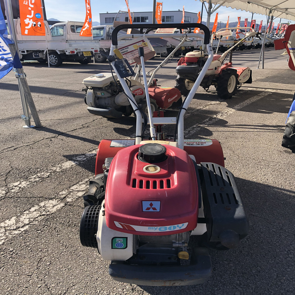 三菱マヒンドラ農機 中古管理機 三菱農機 管理機 MMR66 機体寸法:1400×560×940 出力3.5PS 使用燃料/容量:ガソリン/2.6Lの商品画像2