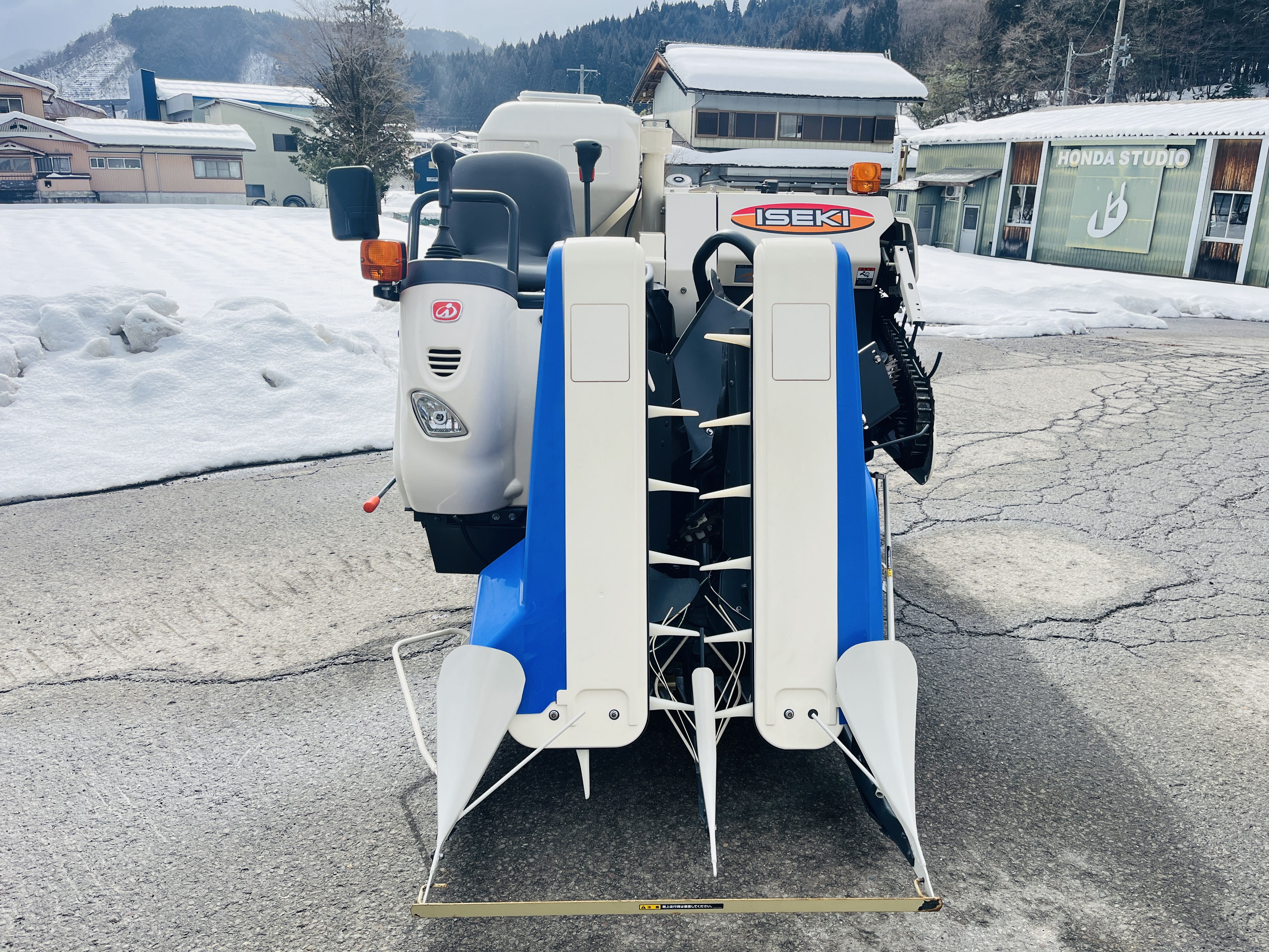 イセキ 中古コンバイン HN211-KWCの商品画像3