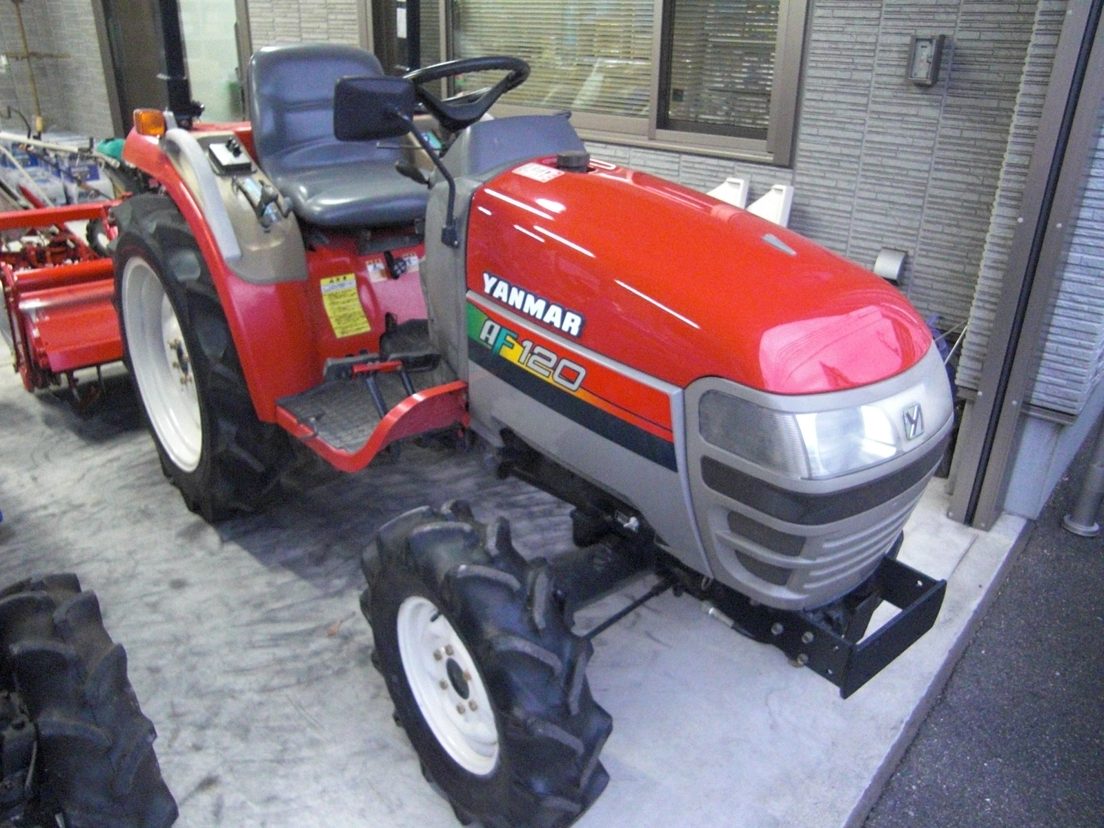 ヤンマー 中古トラクター AF120-VPUS4