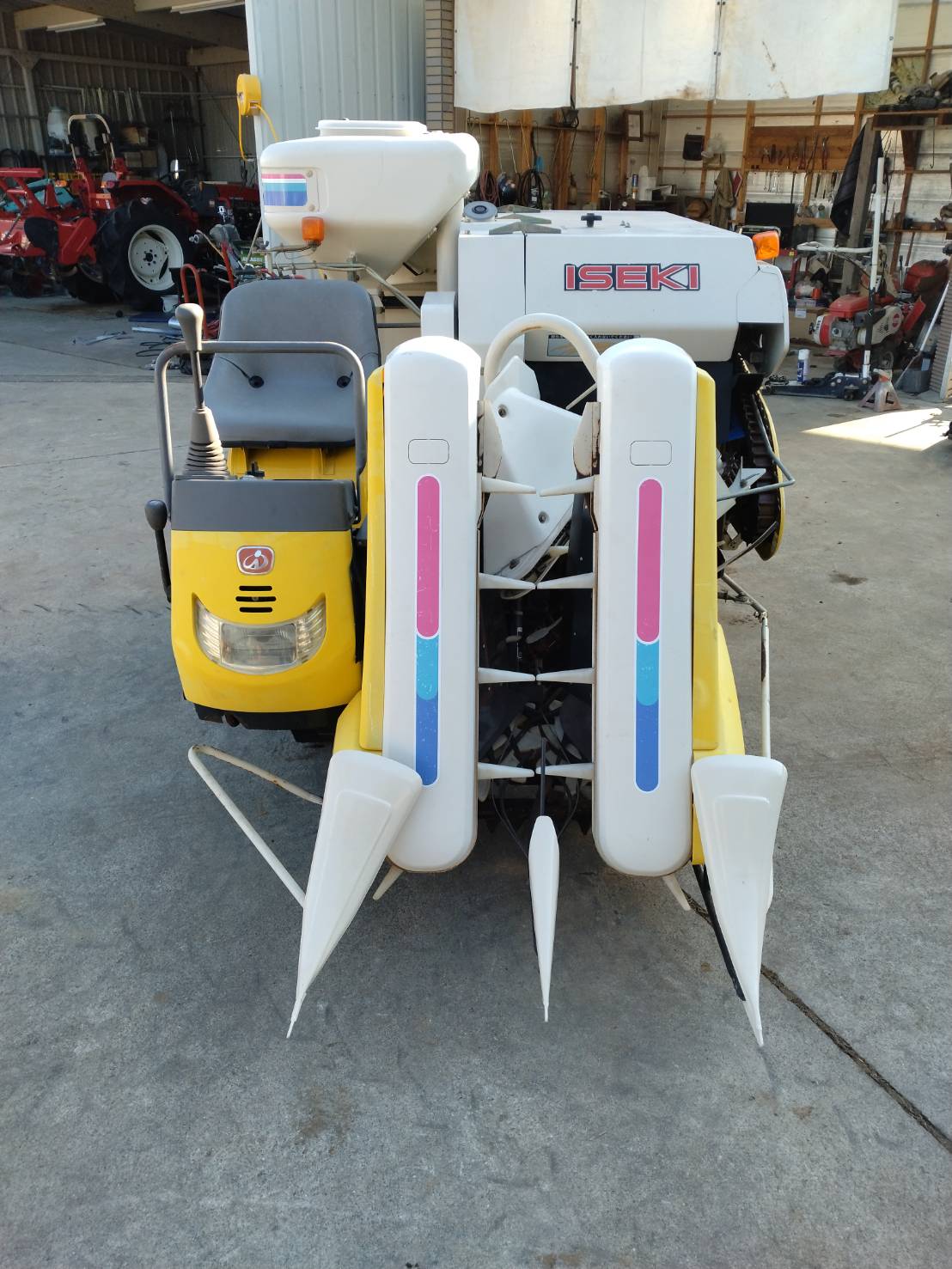 イセキ 中古コンバイン HP2-KWC