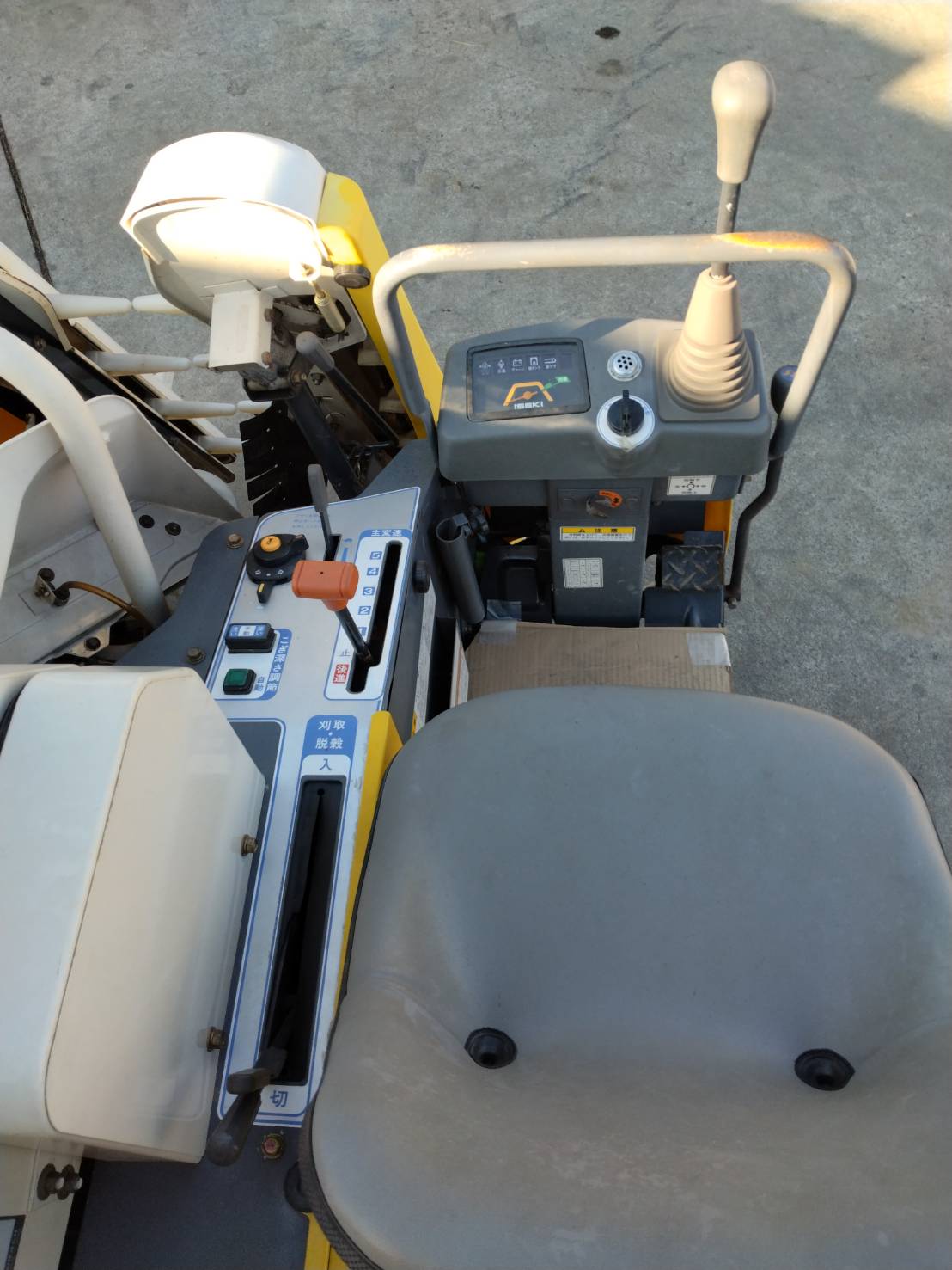 イセキ 中古コンバイン HP2-KWCの商品画像5