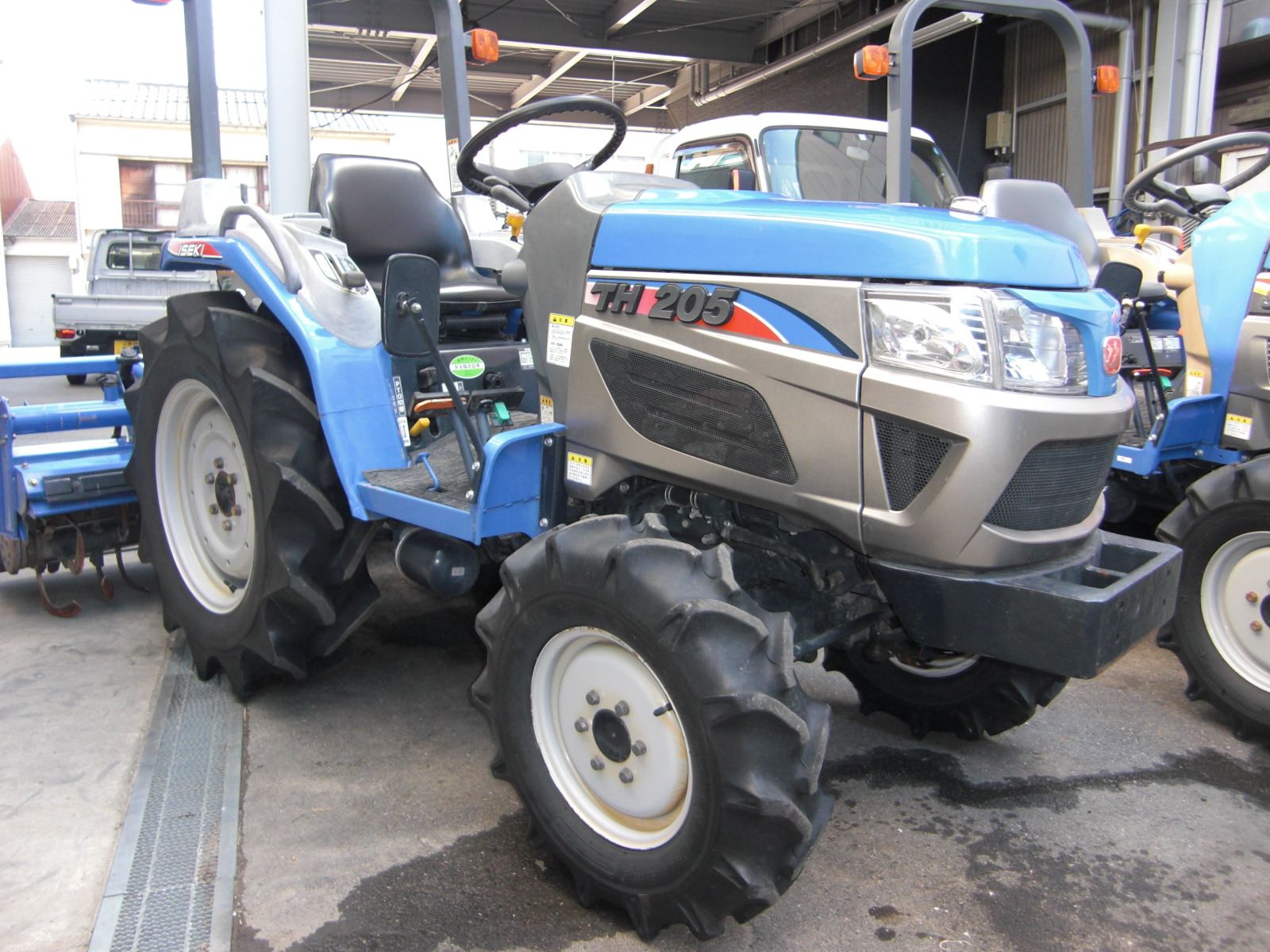 イセキ 中古トラクター TH205-BA14VD
