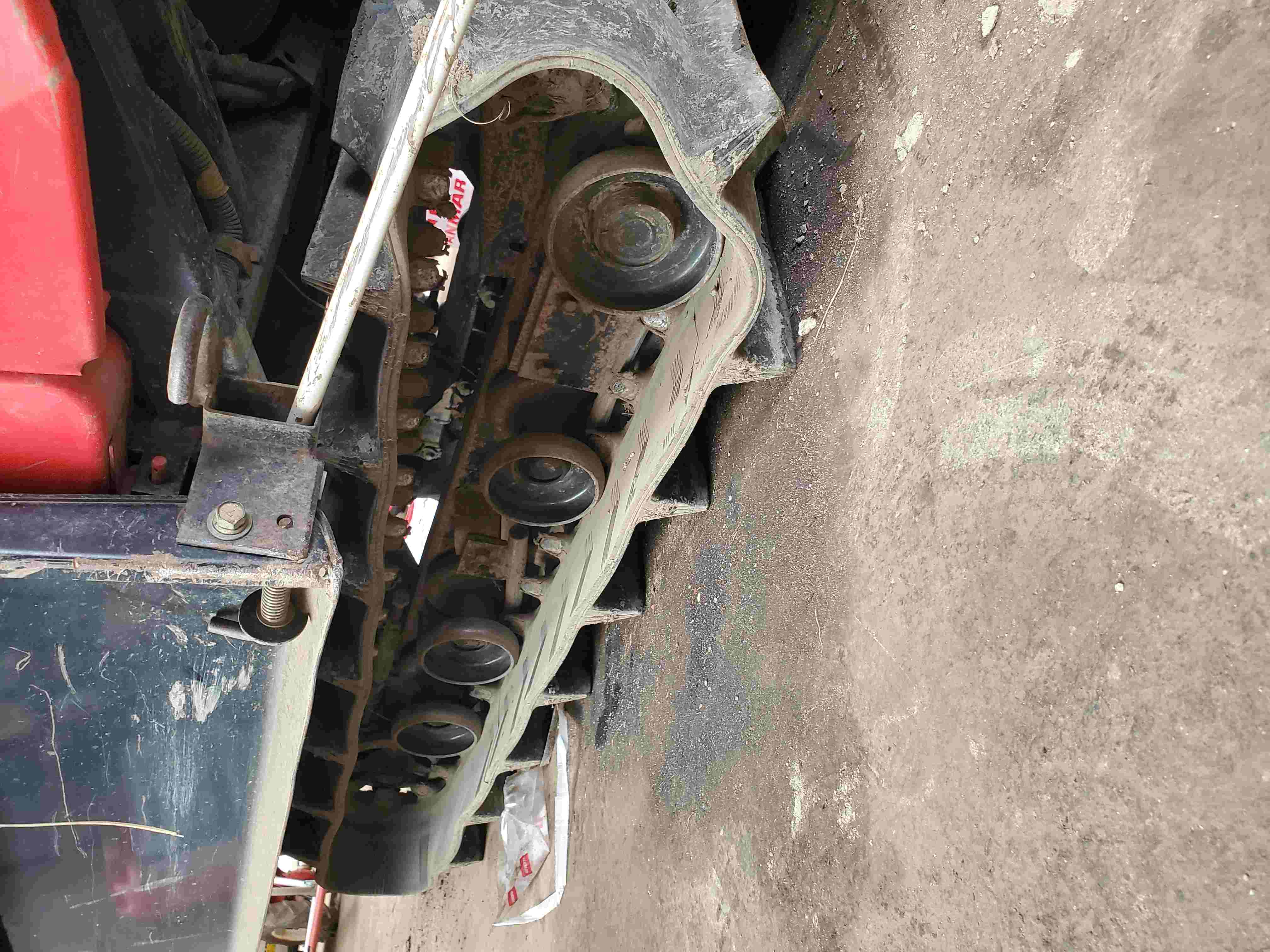 三菱マヒンドラ農機 中古コンバイン MC12の商品画像7