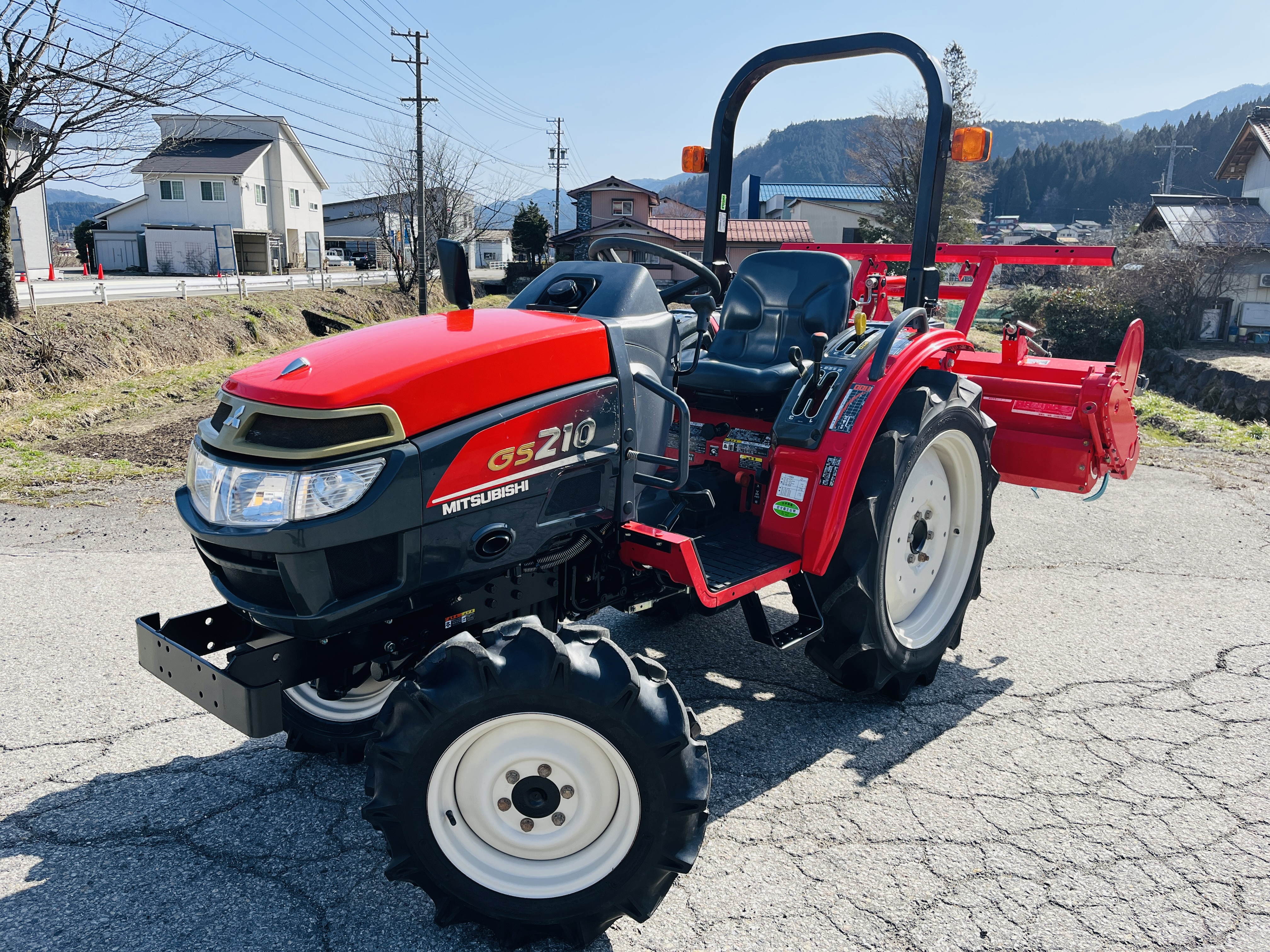 三菱マヒンドラ農機 中古トラクター GS210