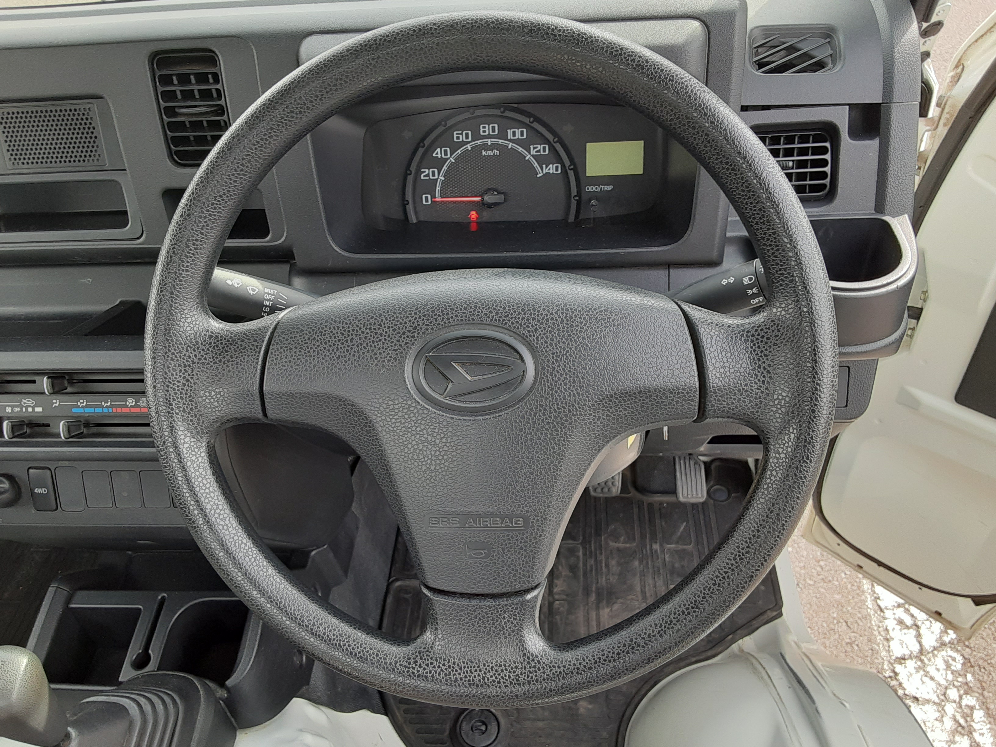 ダイハツ 中古車 ハイゼットトラックの商品画像3