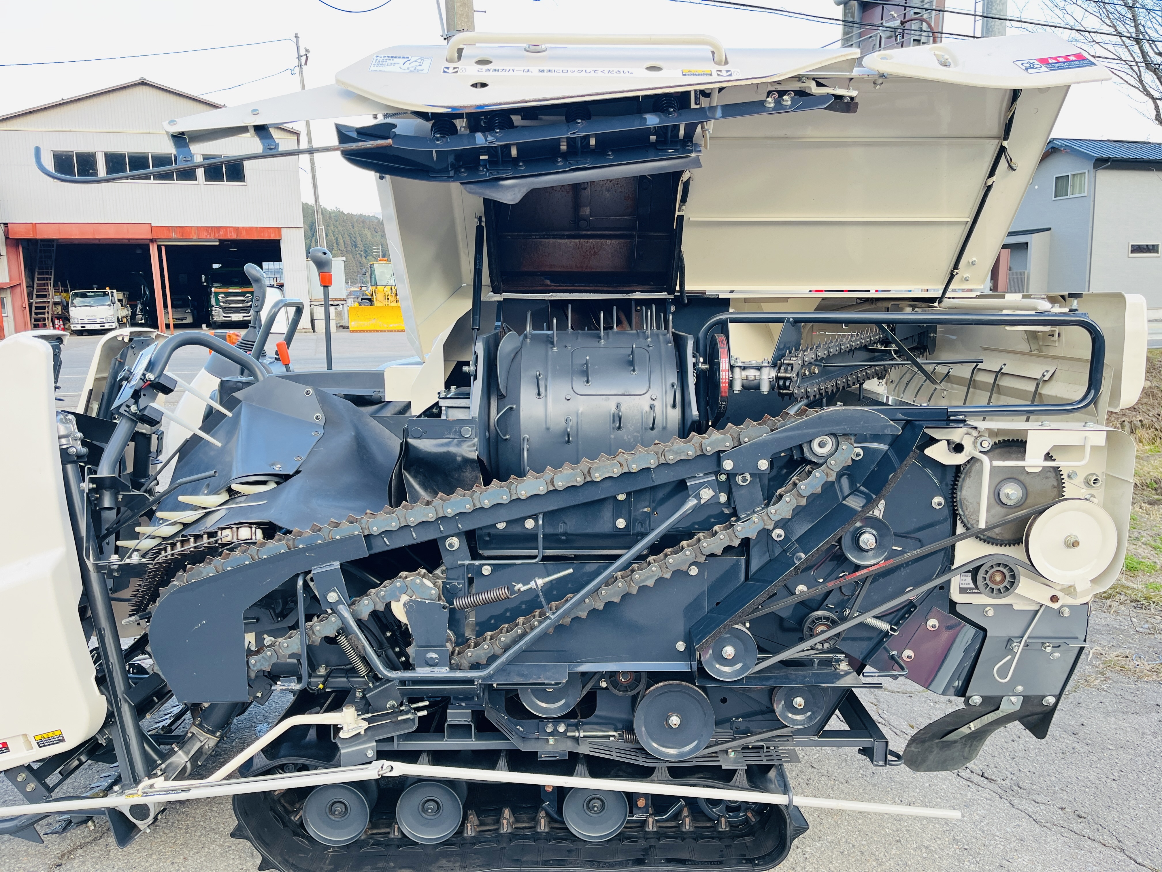 三菱マヒンドラ農機 中古コンバイン V211の商品画像9