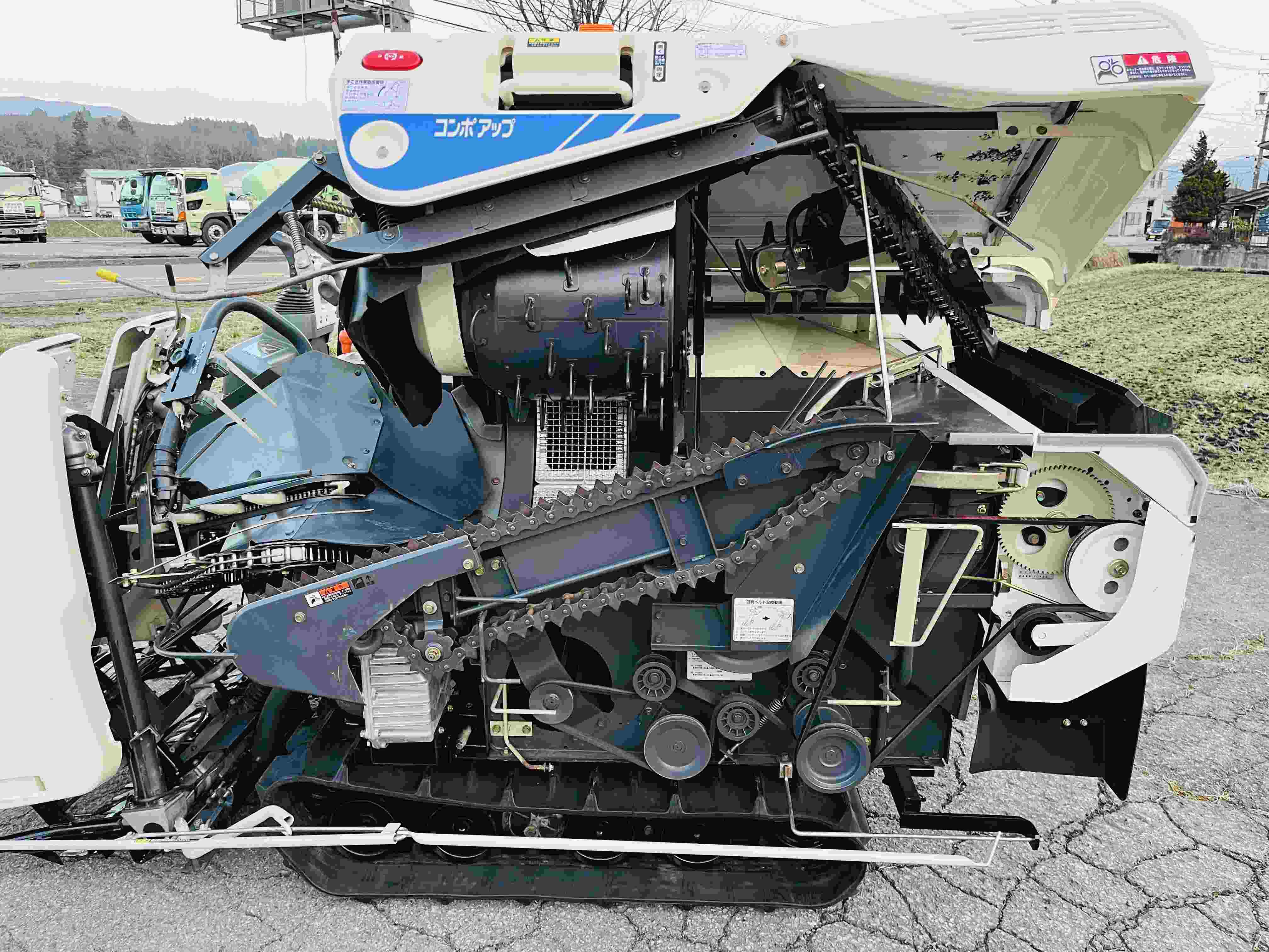 三菱マヒンドラ農機 中古コンバイン VM215の商品画像7