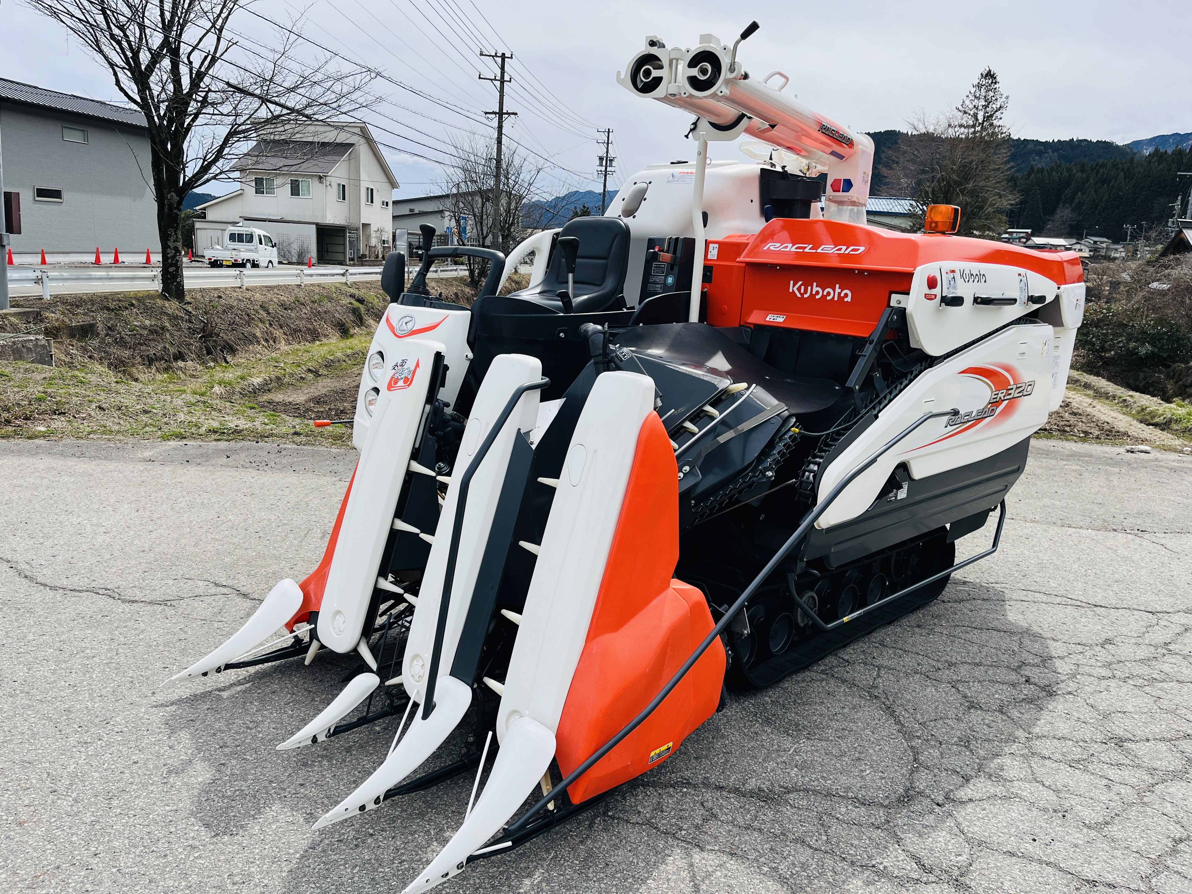 クボタ 中古コンバイン ER320-GW