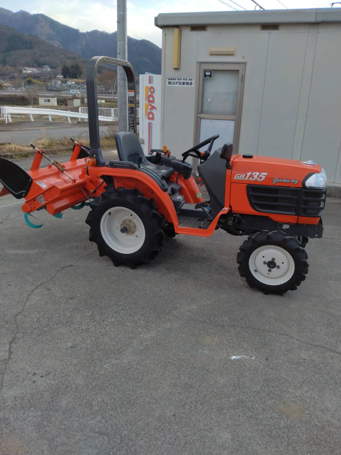 クボタ 中古トラクター GB135BAの商品画像3