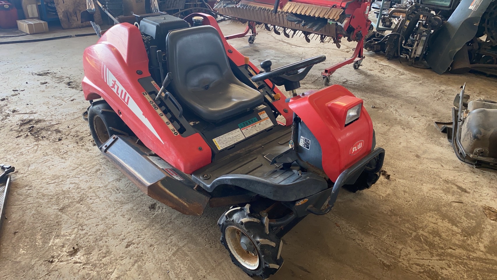 丸山製作所 中古草刈機 CM220